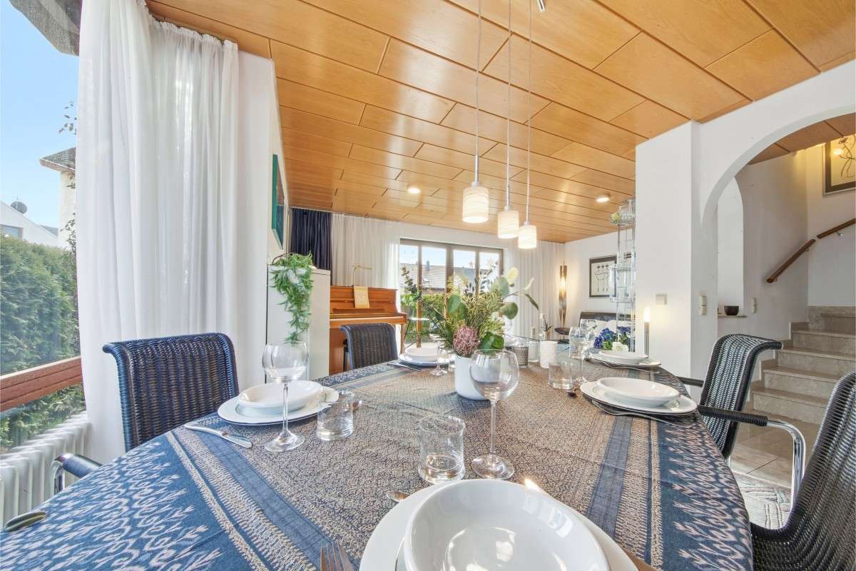 Thumbnail-Haus zum Kaufen in Holzgerlingen 739.000,00 € 131 m²