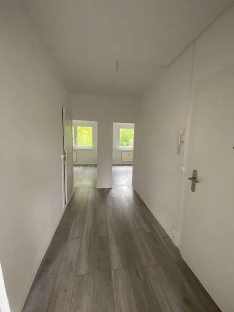 Thumbnail-Wohnung zum Mieten in Halle Saale 750,00 € 112 m²