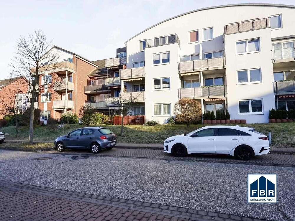 Thumbnail-Wohnung zum Kaufen in Schwerin 135.000,00 € 66.55 m²