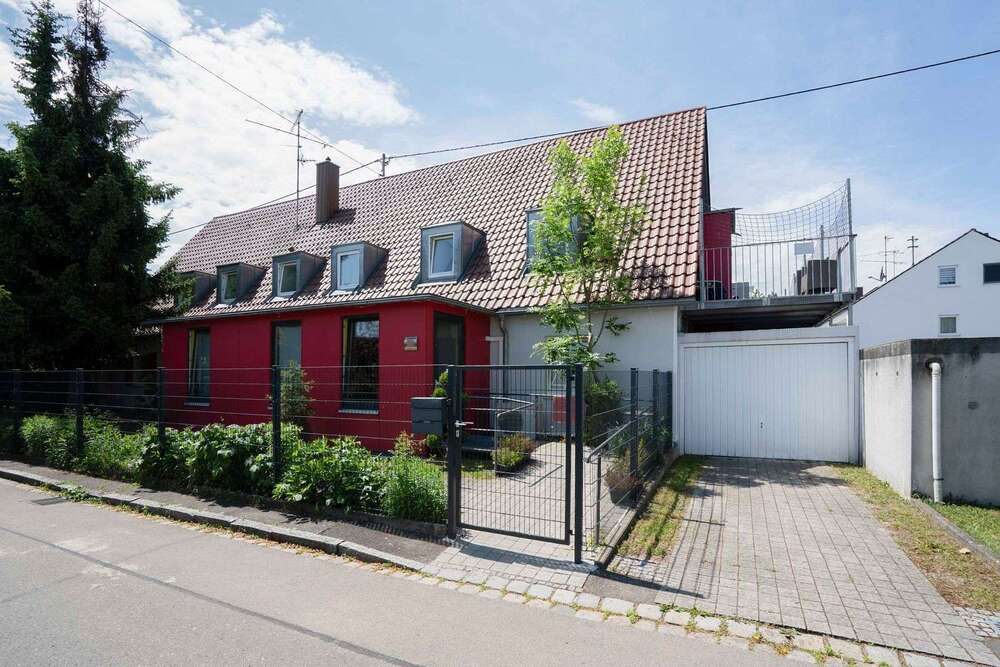 Thumbnail-Haus zum Kaufen in Augsburg 1.500.000,00 € 379.71 m²