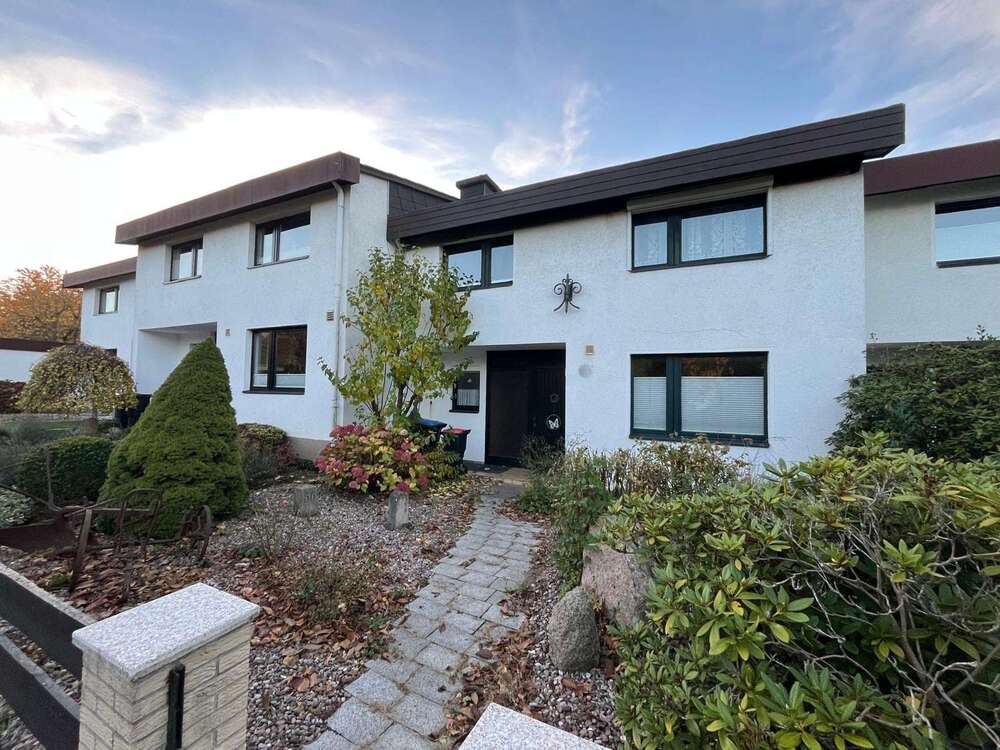 Thumbnail-Haus zum Kaufen in Hameln 229.000,00 € 150 m²