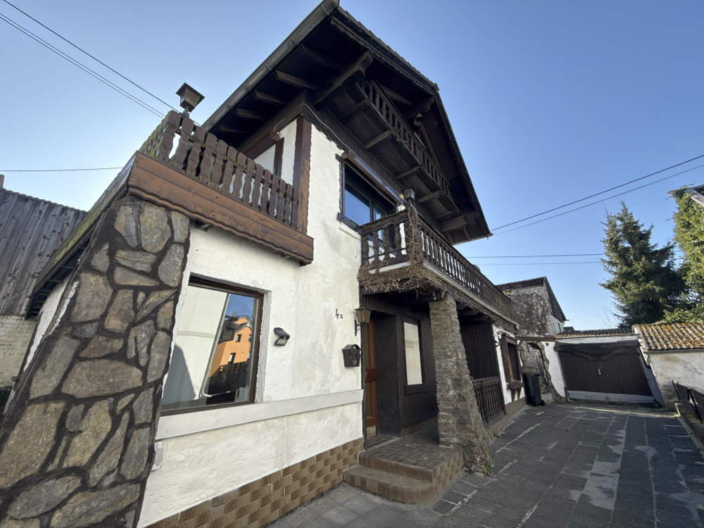 Thumbnail-Haus zum Kaufen in Waldbreitbach 99.000,00 € 90 m²
