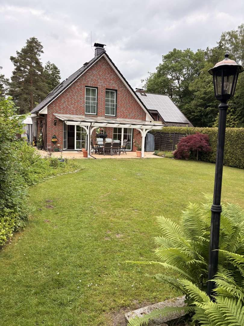 Thumbnail-Haus zum Mieten in Dassendorf 1.900,00 € 120 m²