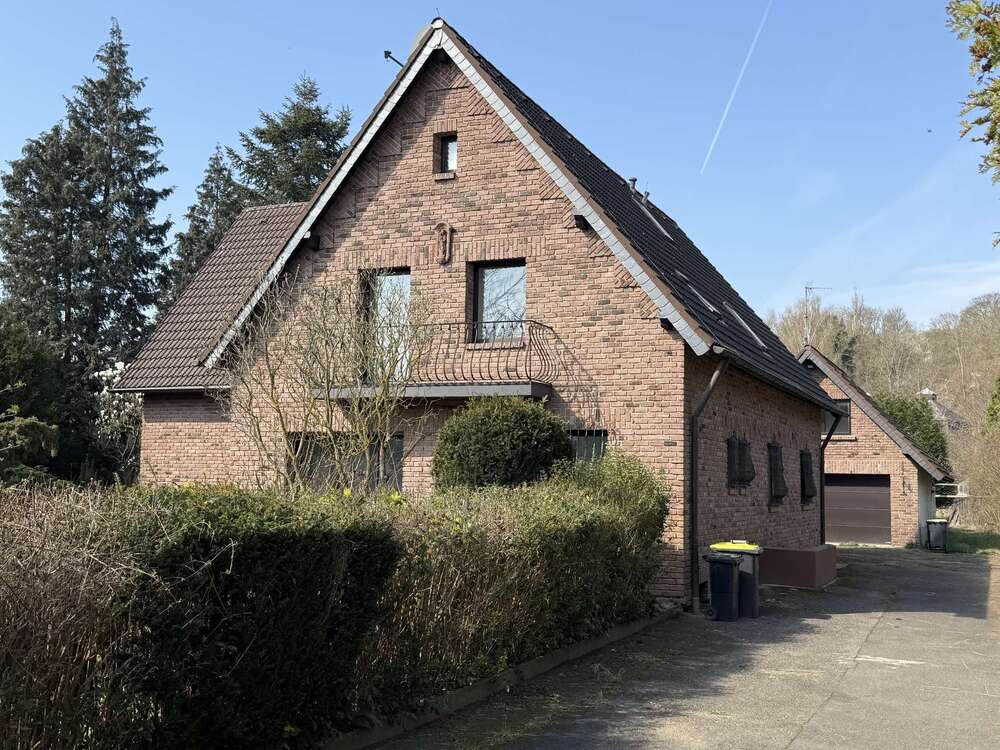 Thumbnail-Haus zum Kaufen in Bad Münstereifel 595.000,00 € 232 m²