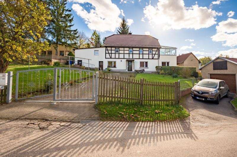 Thumbnail-Haus zum Kaufen in Zwickau 149.000,00 € 121.81 m²