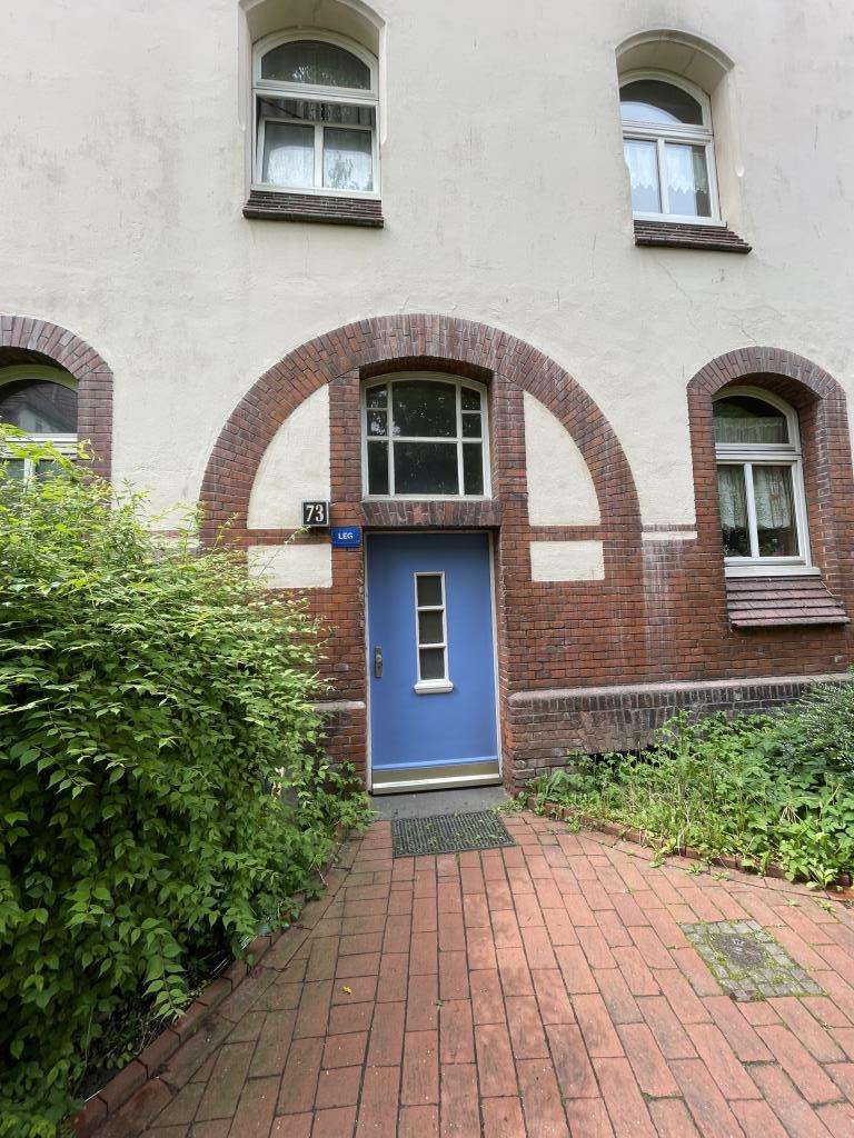 Thumbnail-Wohnung zum Mieten in Kiel 439,00 € 43.57 m²