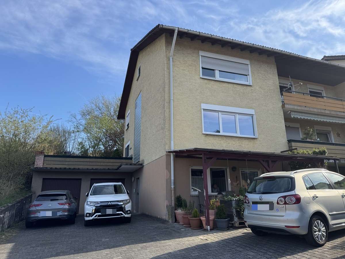 Thumbnail-Wohnung zum Kaufen in Heppenheim (Bergstraße) 245.000,00 € 118 m²