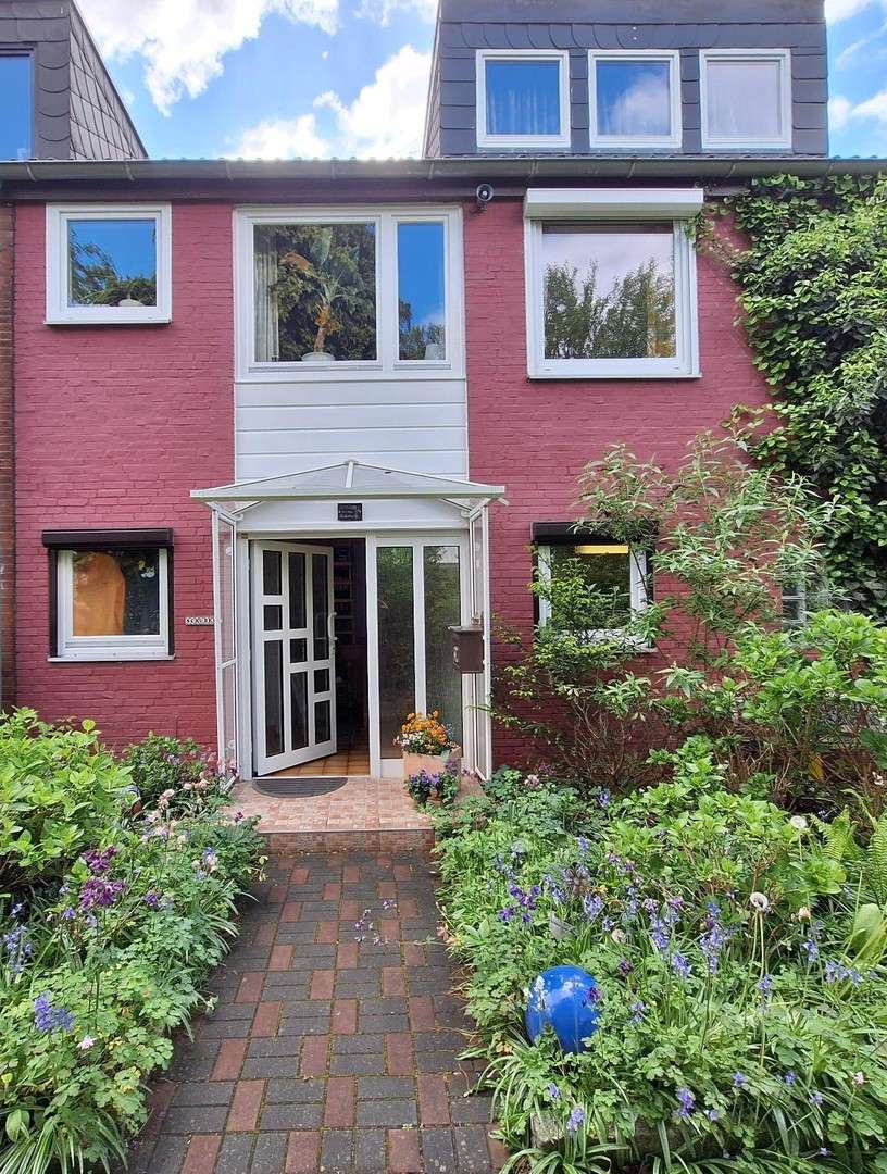 Thumbnail-Haus zum Kaufen in Hannover-Badenstedt 395.000,00 € 140 m²