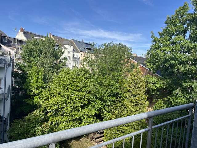 Thumbnail-Wohnung zum Mieten in Plauen 375,00 € 71.49 m²