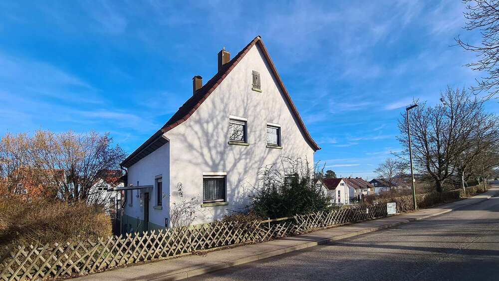 Thumbnail-Haus zum Kaufen in Leonberg 600.000,00 € 134 m²