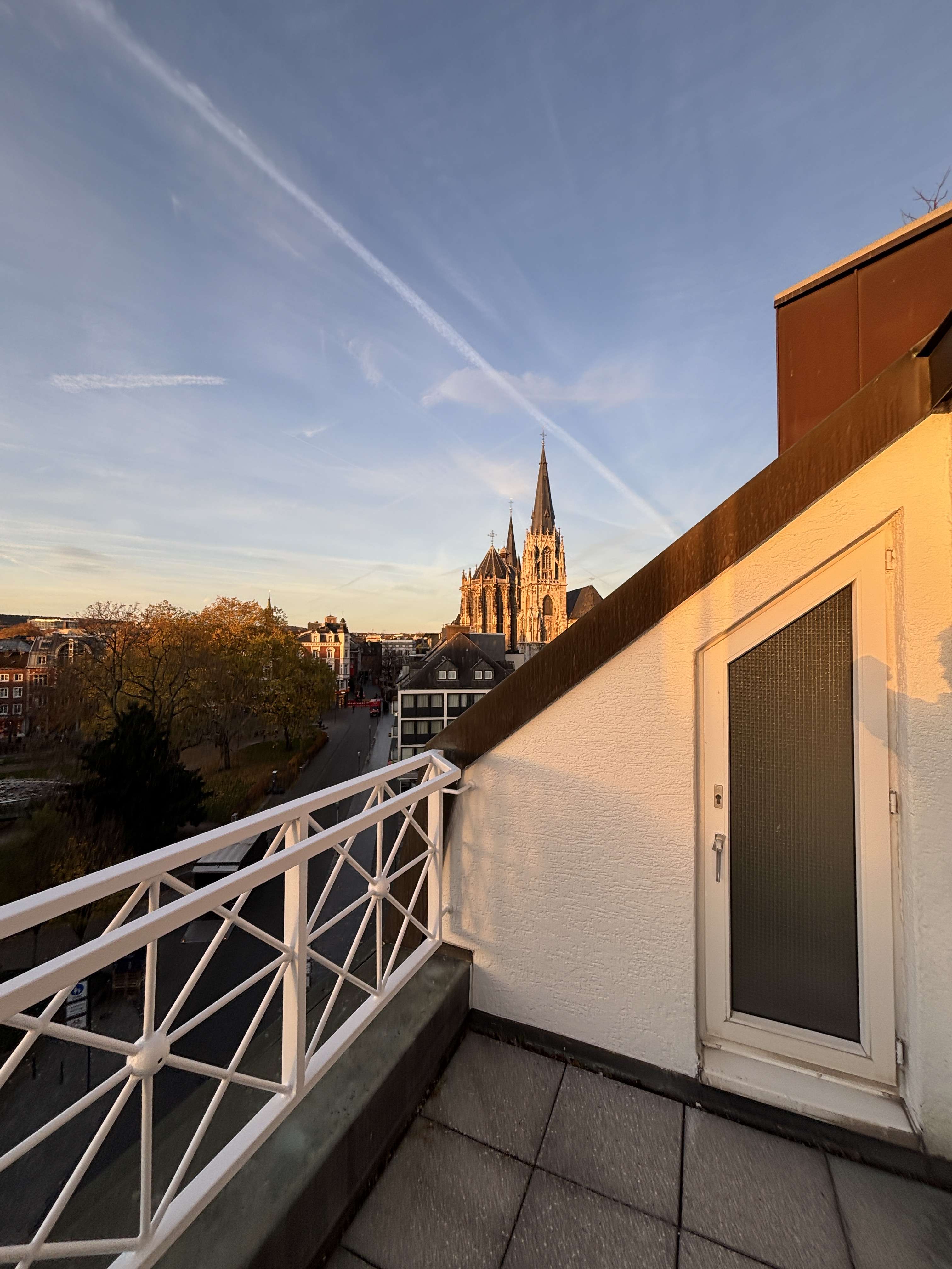 Thumbnail-Wohnung zum Mieten in Aachen 1.350,00 € 89 m²