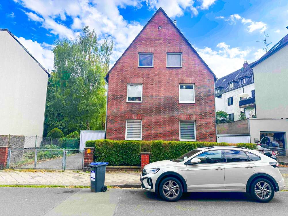 Thumbnail-Haus zum Kaufen in Düsseldorf 588.000,00 € 185 m²