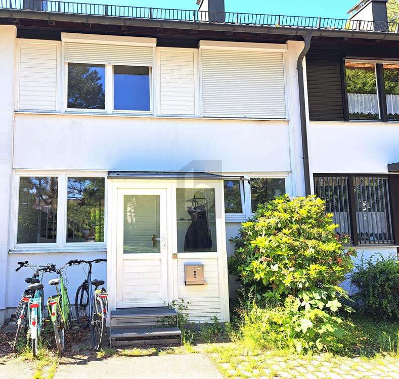 Thumbnail-Haus zum Mieten in Ottobrunn 2.490,00 € 148 m²