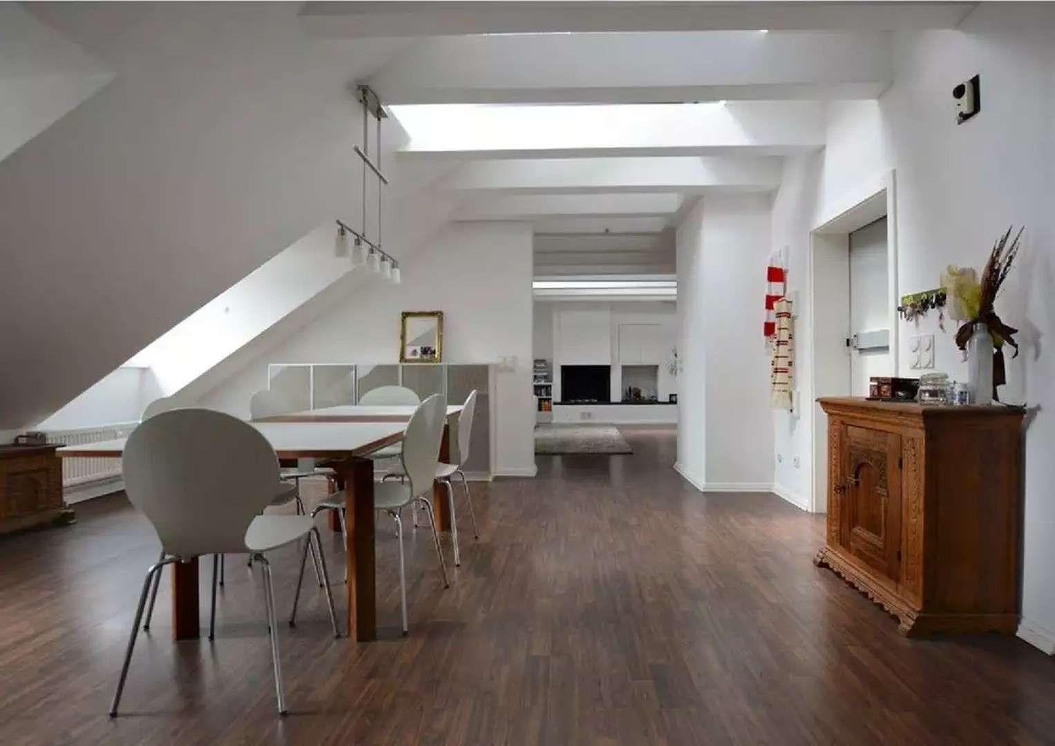 Thumbnail-Wohnung zum Mieten in Köln 2.090,00 € 123 m²