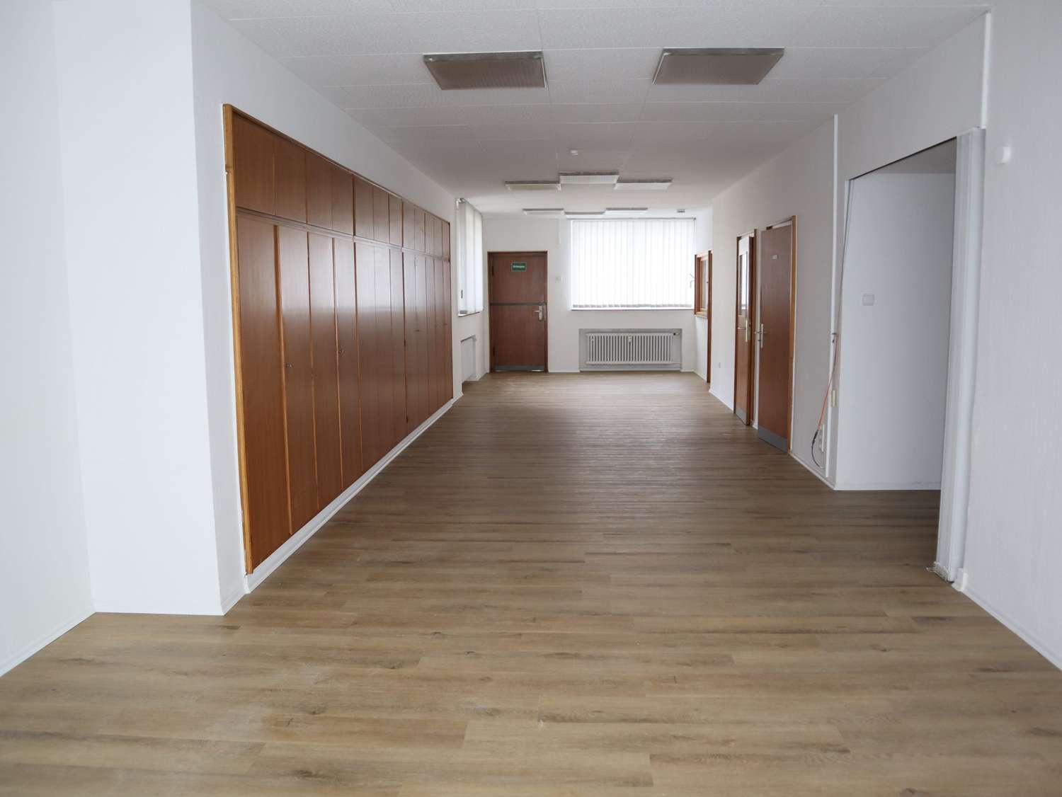 Thumbnail-Einzelhandel in Essen 650,00 € 70 m²