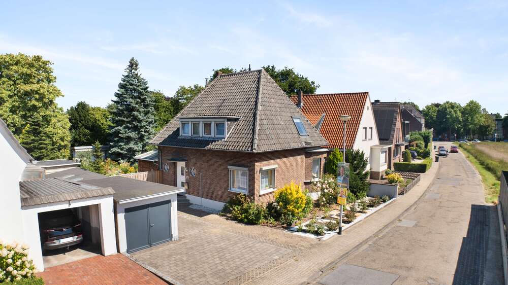 Thumbnail-Haus zum Kaufen in Emmerich am Rhein 395.000,00 € 111 m²