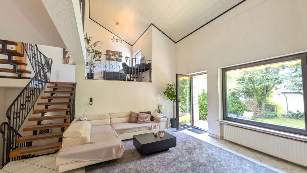 Thumbnail-Haus zum Mieten in Wiesbaden 1.850,00 € 120 m²