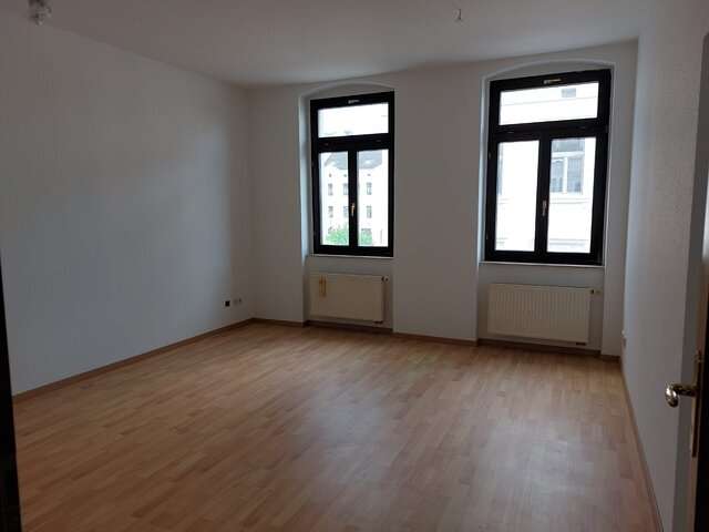 Thumbnail-Wohnung zum Mieten in Oelsnitz 340,00 € 55.59 m²