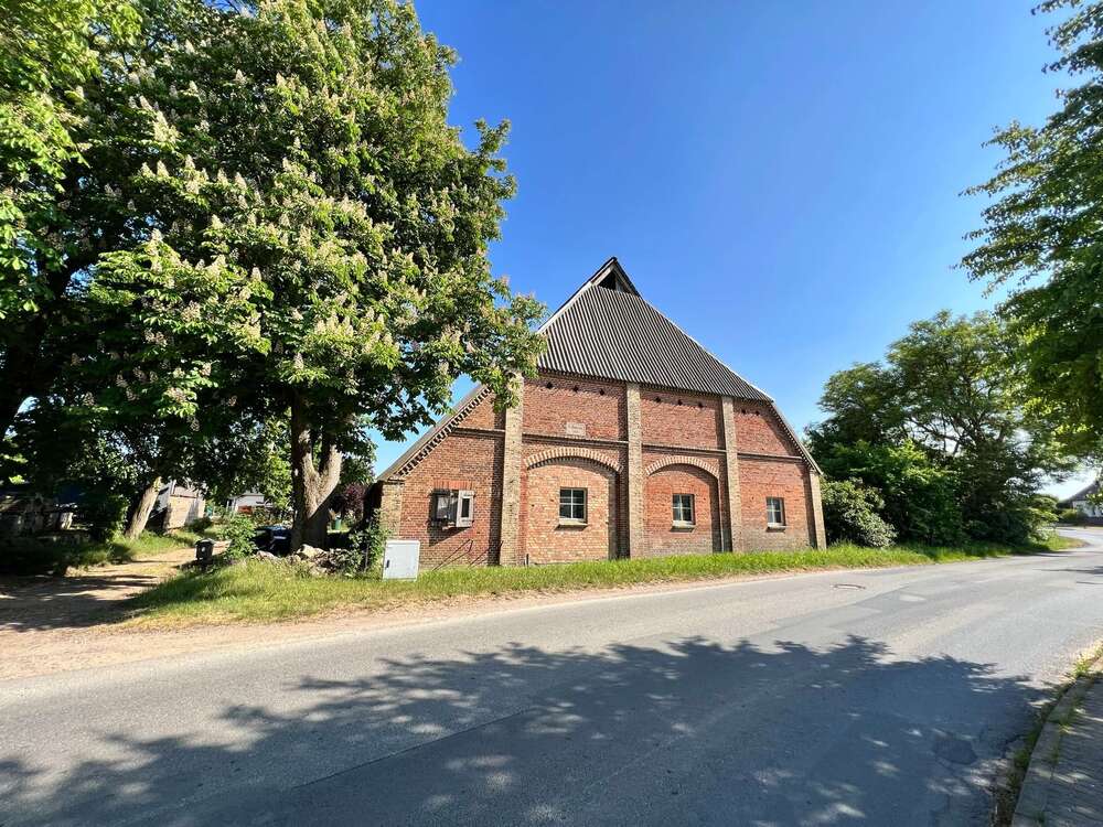 Thumbnail-Haus zum Kaufen in Roggenstorf 320.000,00 € 700 m²