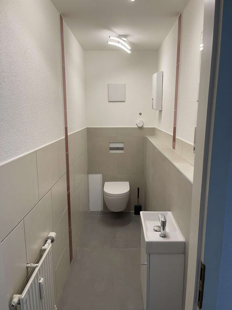 Thumbnail-Wohnung zum Mieten in Winnenden 1.500,00 € 147.99 m²