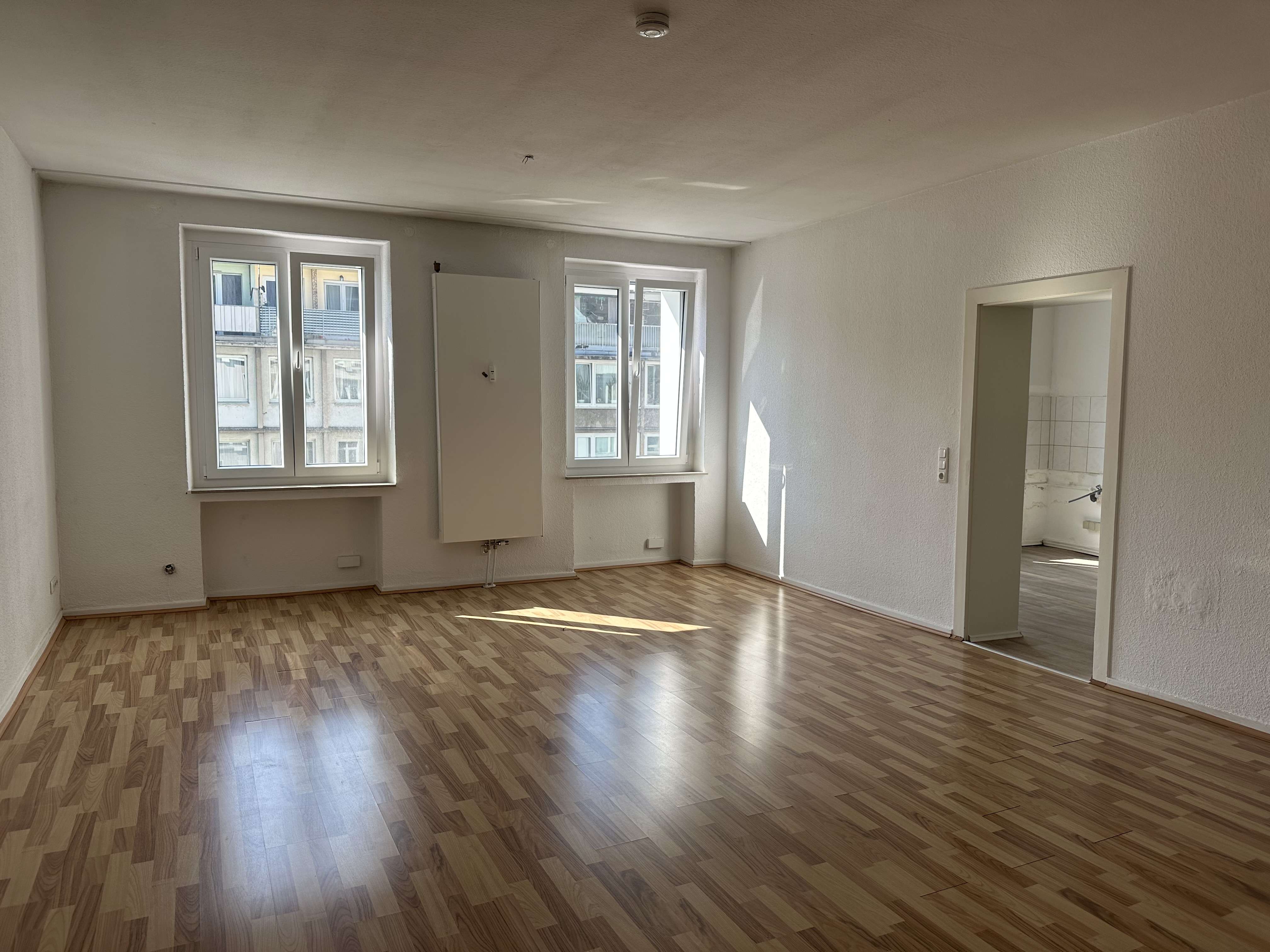 Thumbnail-Wohnung zum Mieten in Düsseldorf 1.050,00 € 78.84 m²
