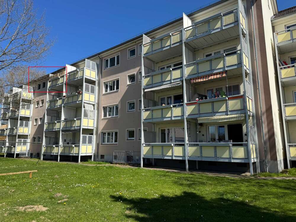 Thumbnail-Wohnung zum Mieten in Lübeck 408,00 € 50.91 m²