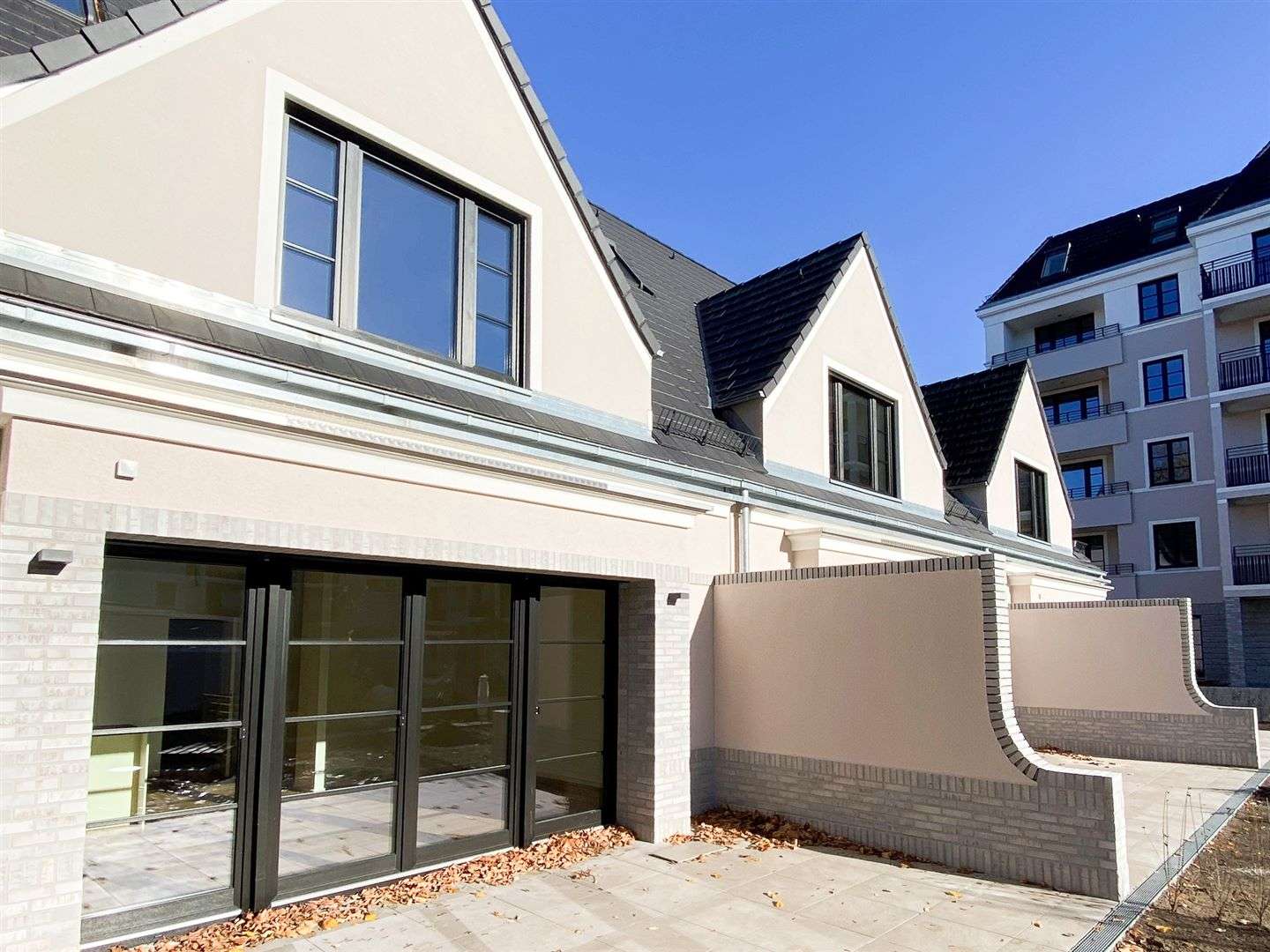 Thumbnail-Haus zum Mieten in Berlin 2.823,32 € 152.86 m²