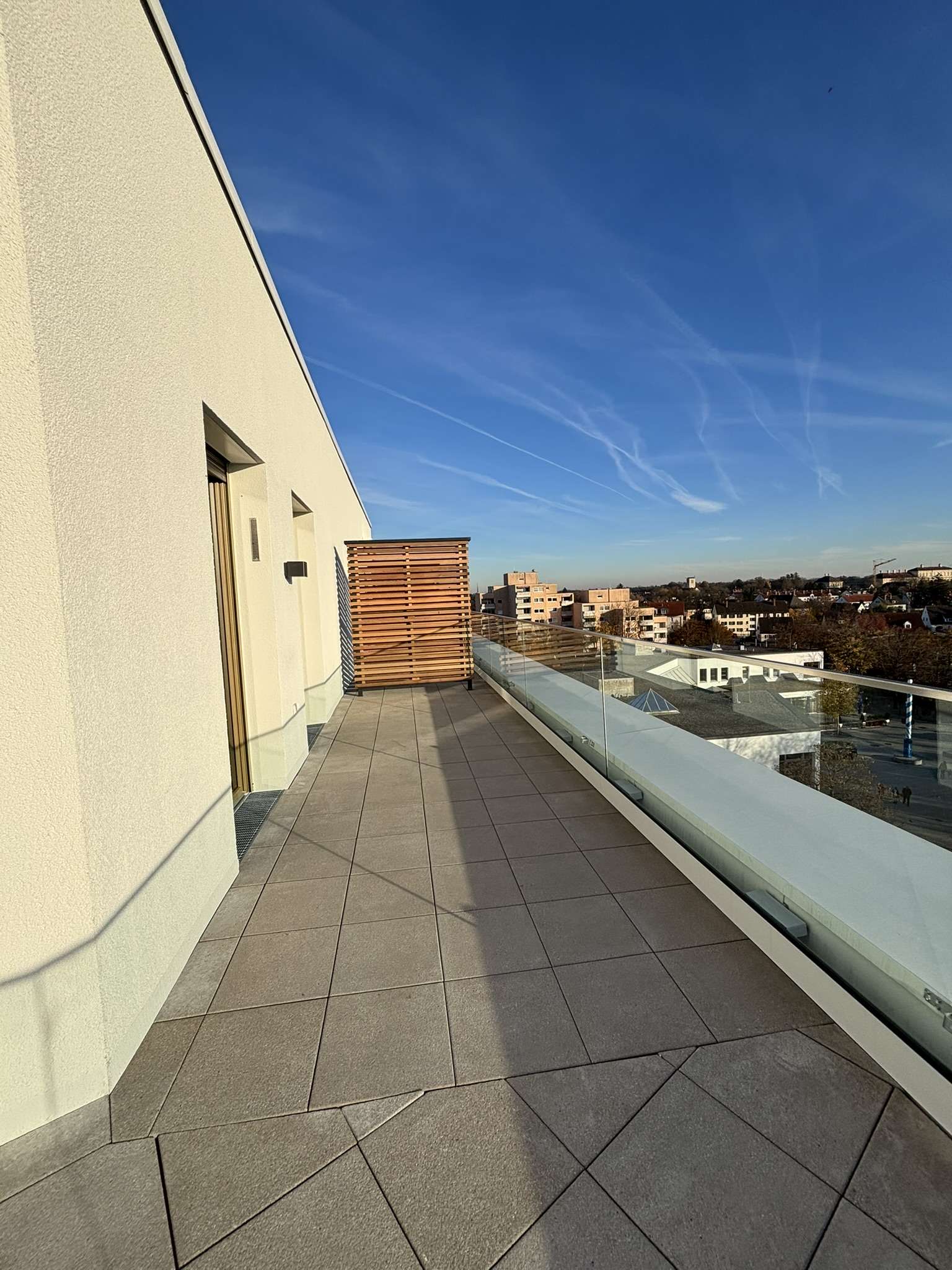 Thumbnail-Wohnung zum Mieten in Oberschleißheim 2.150,00 € 98.04 m²