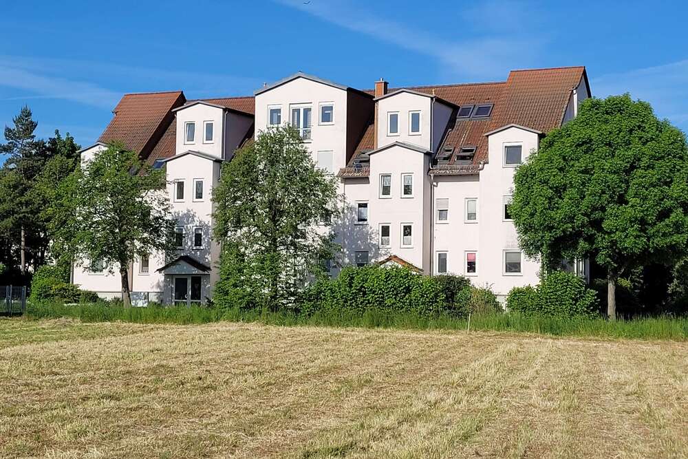 Thumbnail-Wohnung zum Kaufen in Erfurt 90.000,00 € 51.48 m²