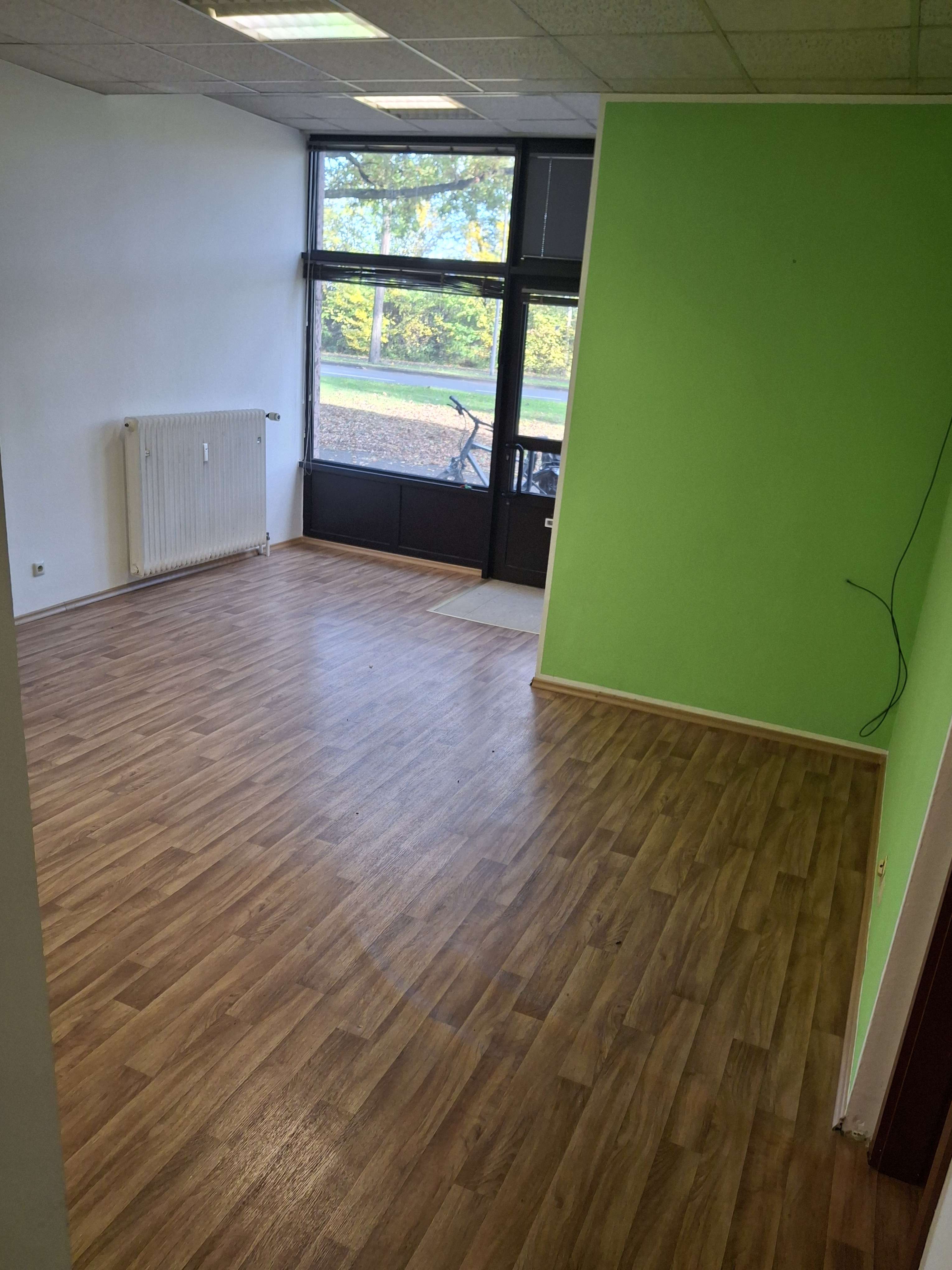 Thumbnail-Grundstück in Köln 460,00 € 42 m²