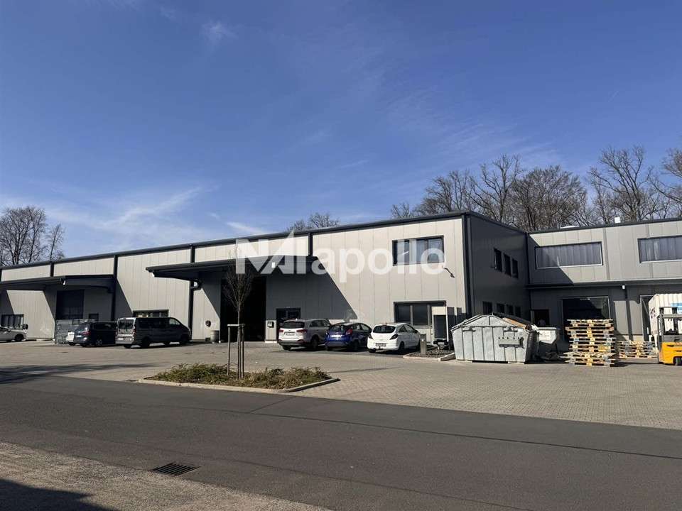 Thumbnail-Halle in Hasselroth 15.500,00 € 1600 m²