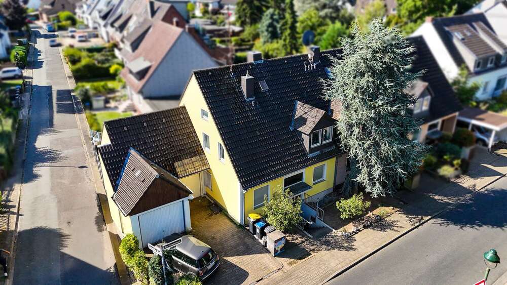 Thumbnail-Haus zum Kaufen in Düsseldorf 685.000,00 € 177 m²