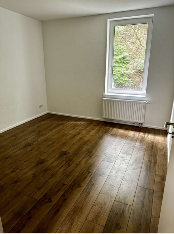Thumbnail-Wohnung zum Mieten in Wuppertal 590,00 € 63 m²