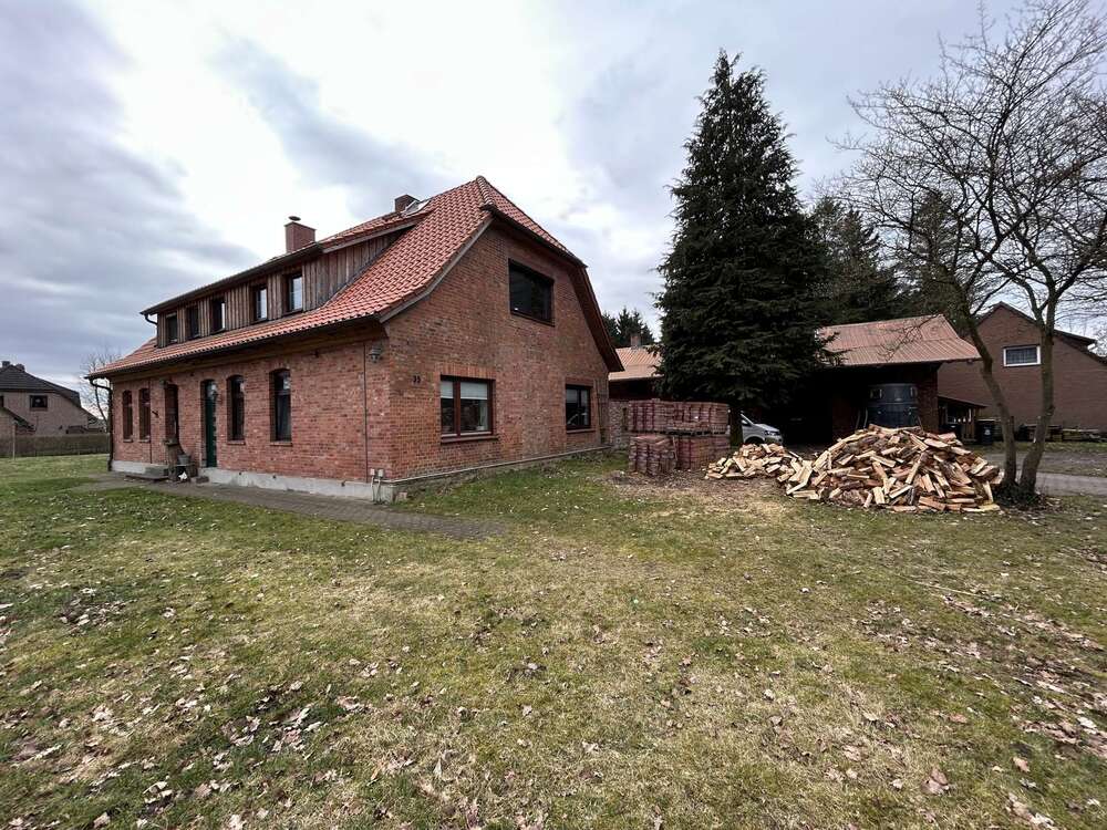 Thumbnail-Haus zum Kaufen in Walsrode Düshorn 470.000,00 € 210 m²