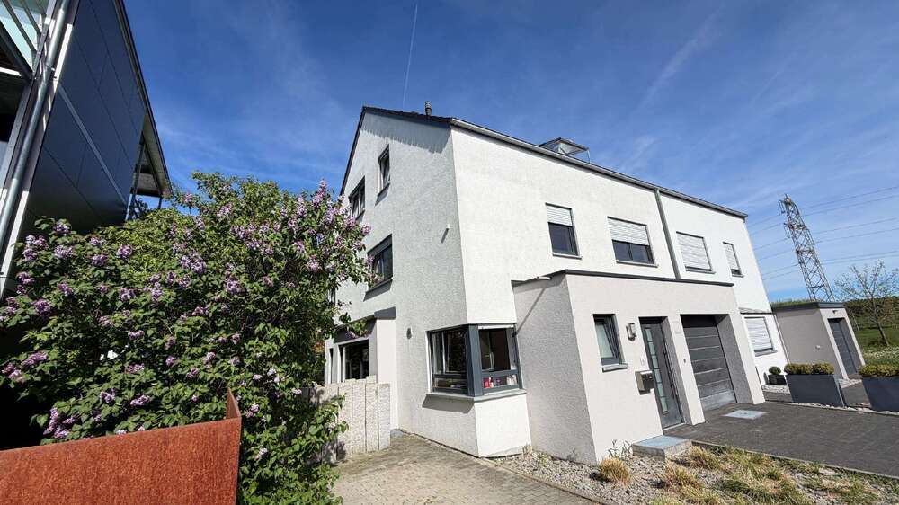 Thumbnail-Haus zum Kaufen in Holzgerlingen 819.000,00 € 160 m²