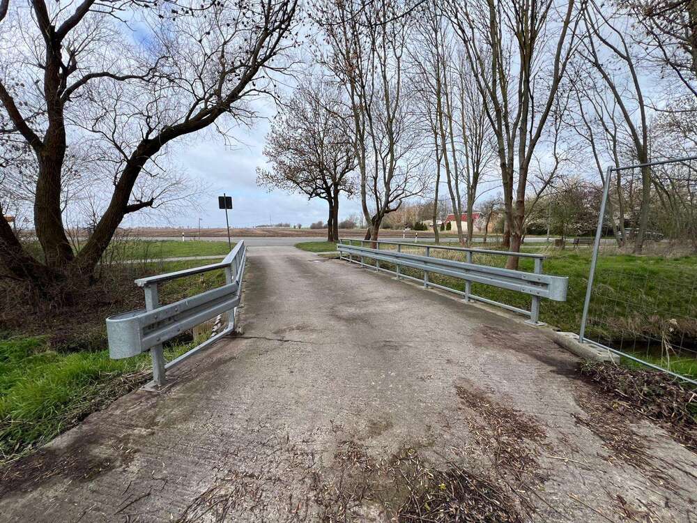 Thumbnail-Grundstück in Spickendorf 465.000,00 € 11338 m²