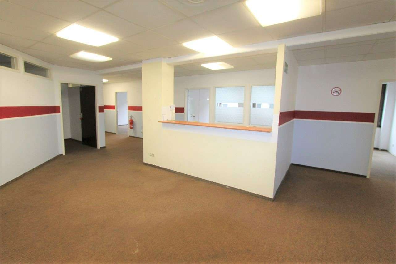 Thumbnail-Büro in Krefeld 1.200,00 € 214 m²