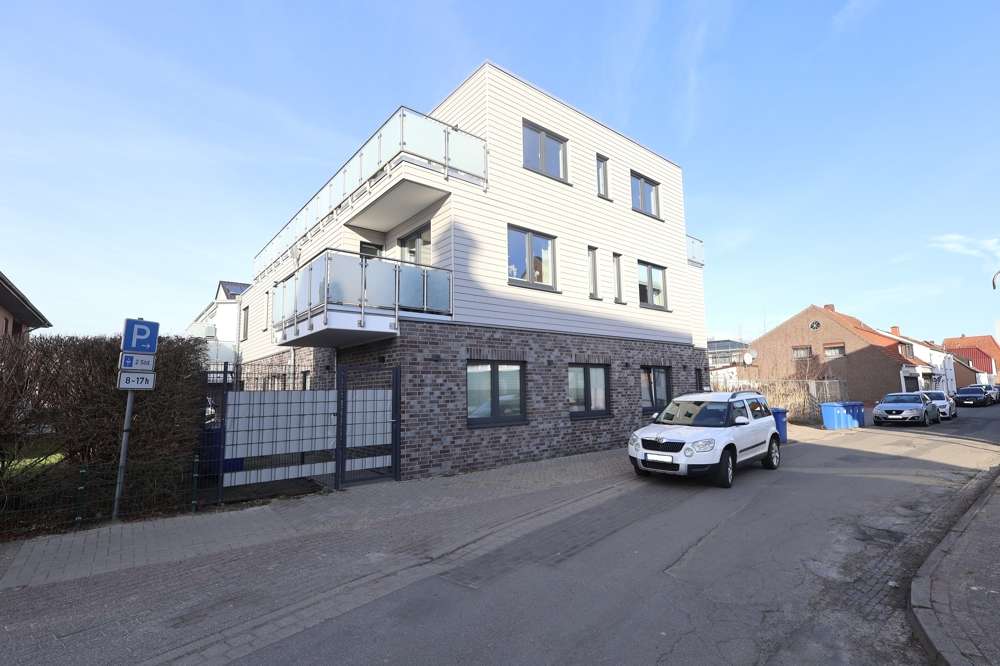 Thumbnail-Wohnung zum Mieten in Lemwerder 1.300,00 € 135 m²