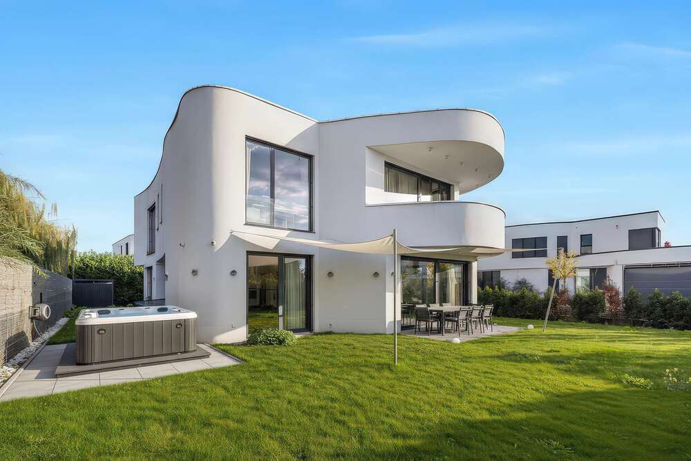 Thumbnail-Haus zum Kaufen in Frankfurt am Main 3.750.000,00 € 495 m²