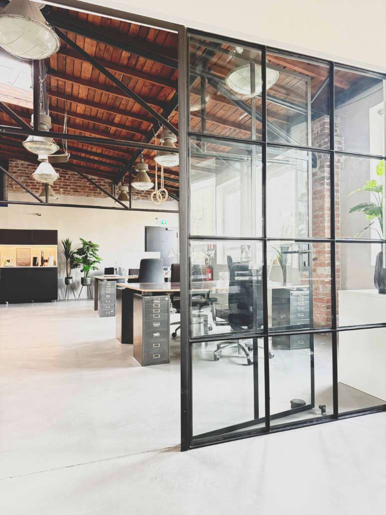 Thumbnail-Büro in Düsseldorf 350,00 € 4 m²