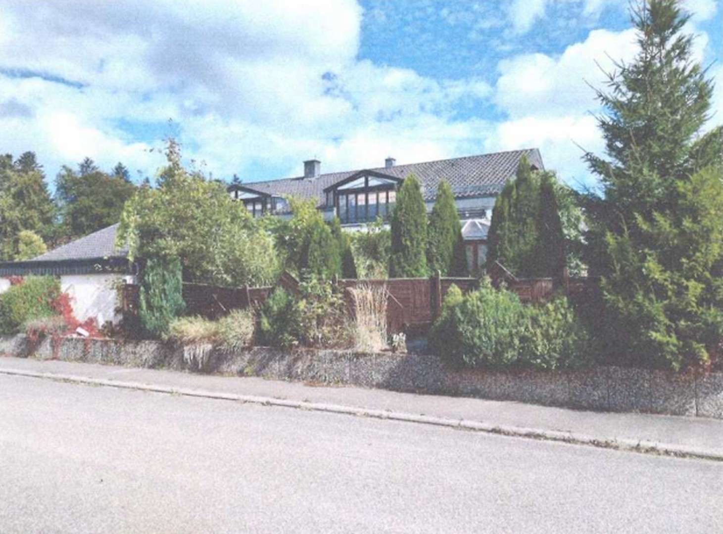 Thumbnail-Haus zum Kaufen in Albstadt-Onstmettingen 588.000,00 € 301.1 m²