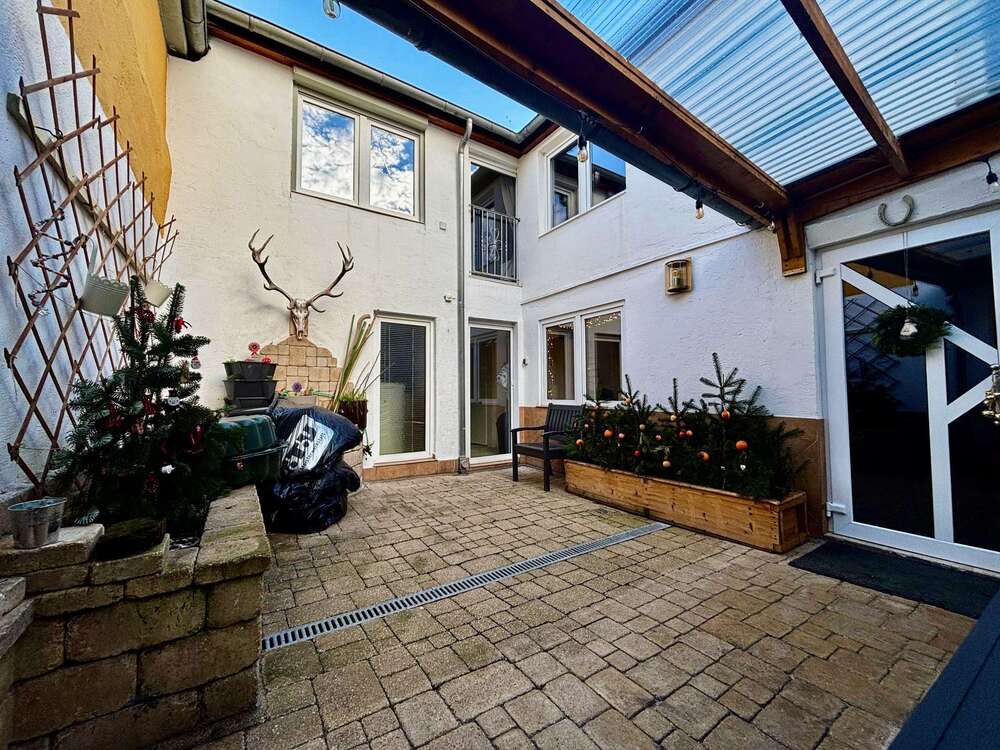 Thumbnail-Haus zum Kaufen in Köln 384.000,00 € 97.36 m²