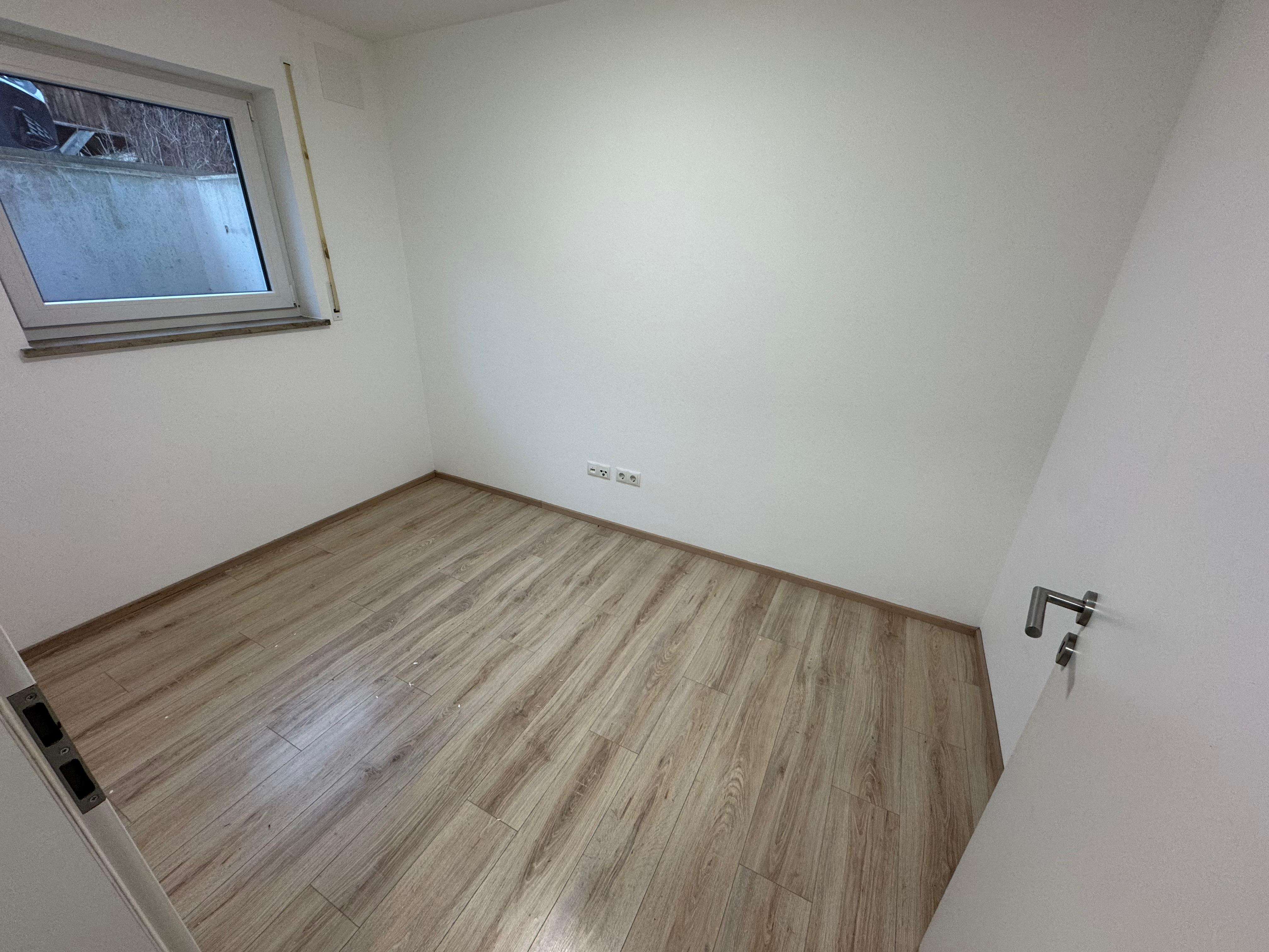 Thumbnail-Büro in Gerolsbach 490,00 € 25.72 m²