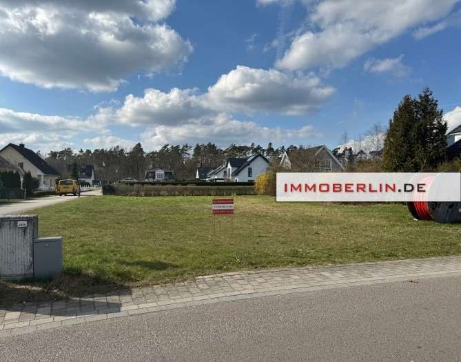 Thumbnail-Grundstück zu verkaufen in Michendorf 440.000,00 € 853 m²