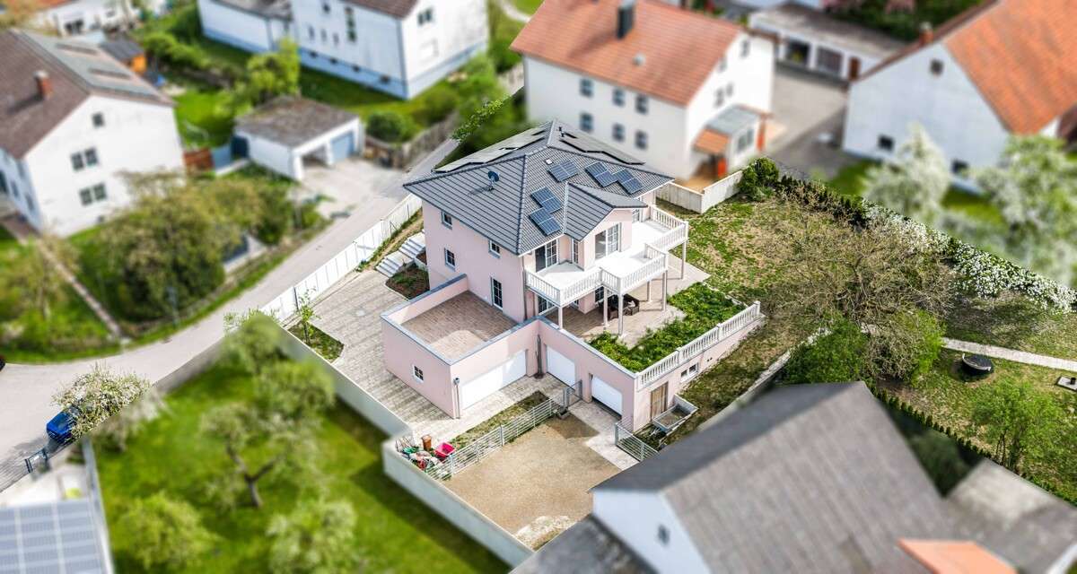 Thumbnail-Haus zum Kaufen in Kelheim 1.299.000,00 € 204 m²