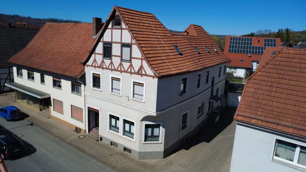 Thumbnail-Haus zum Kaufen in Willebadessen 319.000,00 € 393 m²