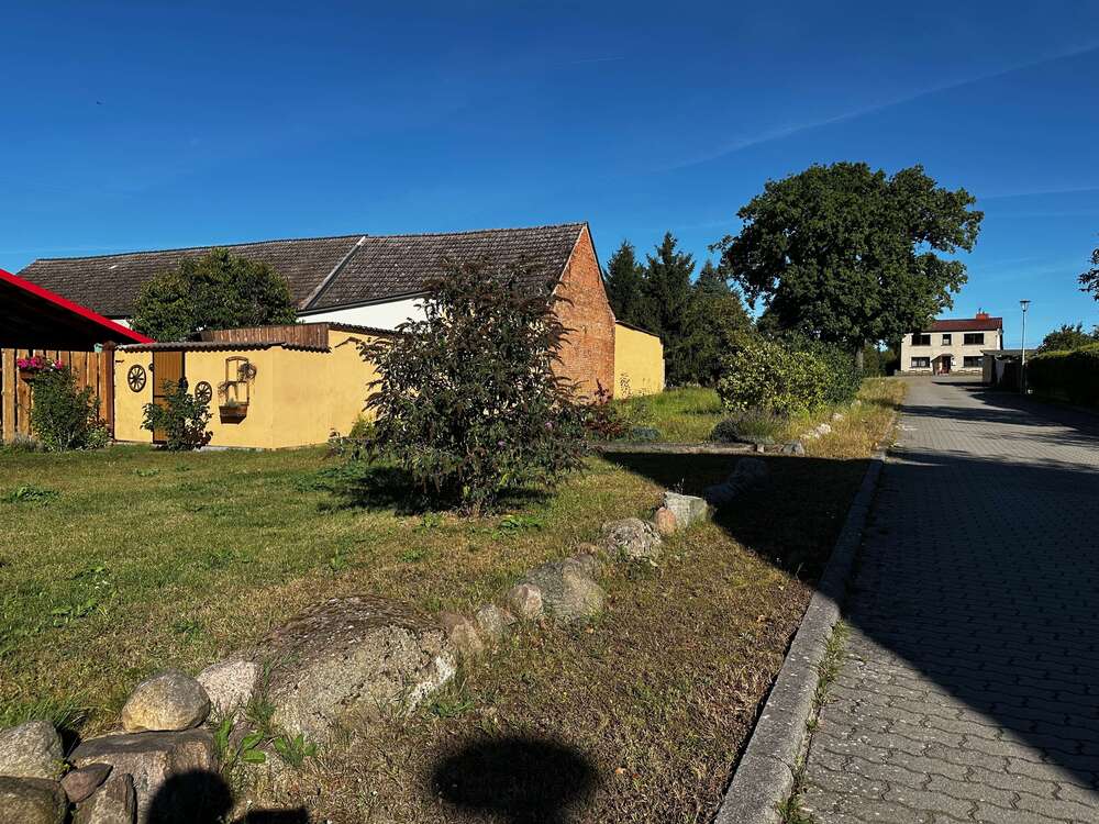 Thumbnail-Grundstück zu verkaufen in Gardelegen 20.000,00 € 900 m²