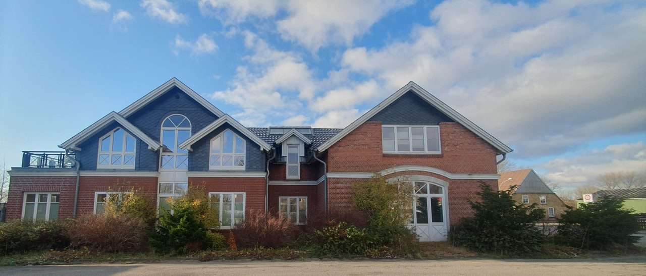 Thumbnail-Haus zum Kaufen in Dörpstedt 1.100.000,00 € 750 m²