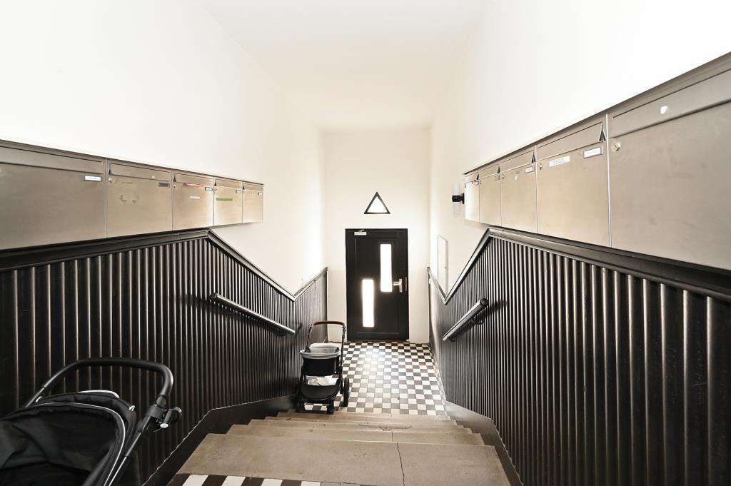 Thumbnail-Wohnung zum Kaufen in Berlin 212.000,00 € 78.46 m²