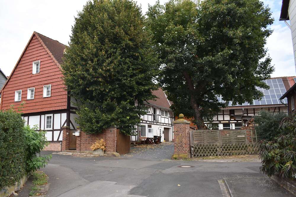 Thumbnail-Haus zum Kaufen in Nörten-Hardenberg 449.000,00 € 300 m²